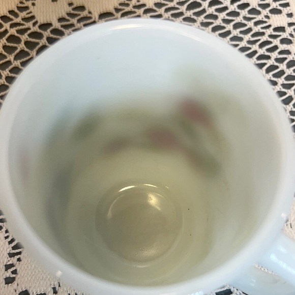 Strawberry Breakfast Anchor Hocking Strawberries Mug and OMC Strawberry Juice - Picture 5 of 14